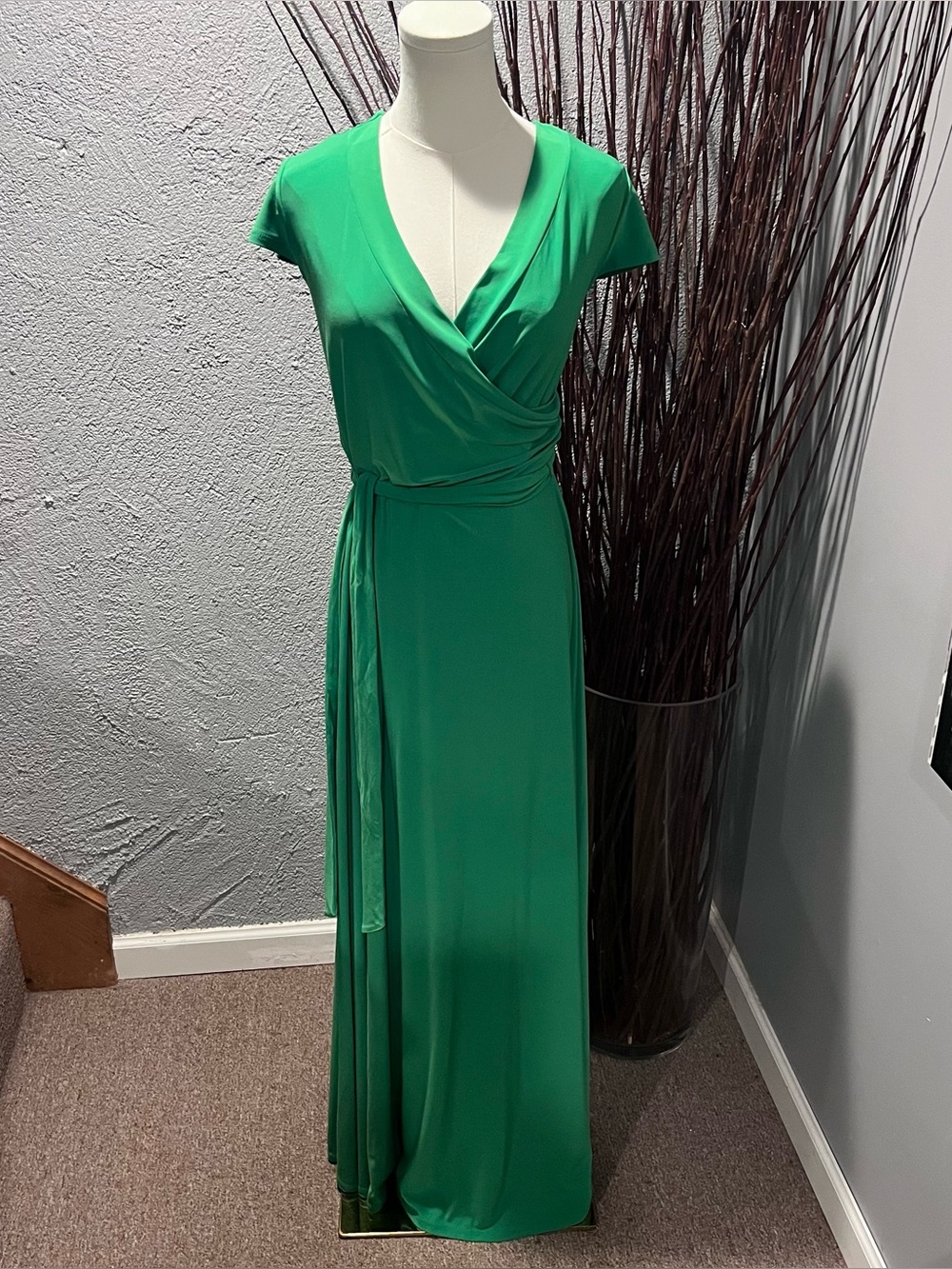 🌺NEW YORK & COMPANY GREEN SHORT SLEEVE MAXI DRESS SIZE LARGE🌺